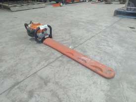 Stihl HS81R - picture0' - Click to enlarge