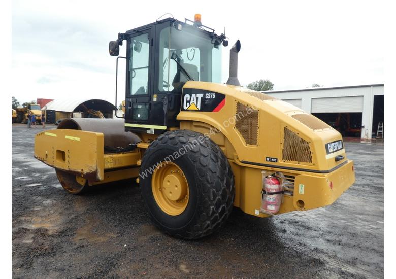 caption Caterpillar CS76 Smooth Drum Roller