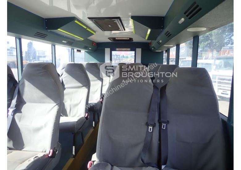 caption 2010 Isuzu FSS550 4X4 26 Seater Bus