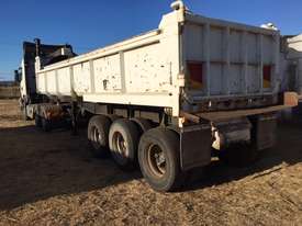 SHEPARD tri axle tipper trailer - picture2' - Click to enlarge