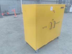 1-11 Heavy Duty Cabinet - picture0' - Click to enlarge