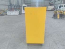 1-11 Heavy Duty Cabinet - picture0' - Click to enlarge