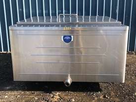 1,600ltr Jacketed Stainless Steel Tank, Milk Vat - picture0' - Click to enlarge