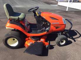 Kubota T2380 Ride on Mower - picture2' - Click to enlarge