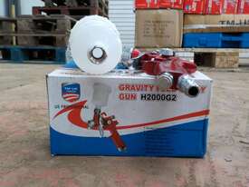 TMUS Gravity Feed Spray Gun - picture0' - Click to enlarge