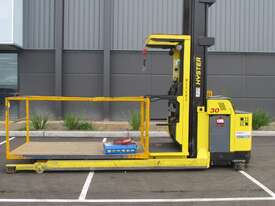 0.5T Battery Electric Order Picker - picture2' - Click to enlarge