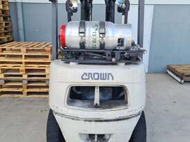 CROWN CG25P-5 LPG FORKLIFT ~5000 HOURS - picture1' - Click to enlarge