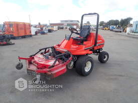 JACOBSEN LF3810 RIDE ON MOWER - picture2' - Click to enlarge