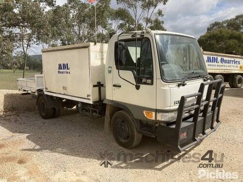 2002 Hino FB4J