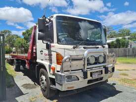 HINO 500 TILT TRAY AND TAG TRAILER - picture0' - Click to enlarge