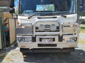 HINO 500 TILT TRAY AND TAG TRAILER - picture0' - Click to enlarge