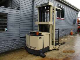 Crown Stock Picker Electric Used Forklift #CS256 - picture2' - Click to enlarge