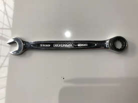 Kincrome Gear Spanner 13mm Single Way K3113 - picture0' - Click to enlarge