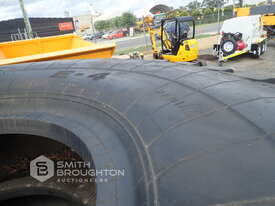 2 X POPULAR E-4 RADIAL 40.00R57 OTR TYRES (UNUSED) - picture1' - Click to enlarge