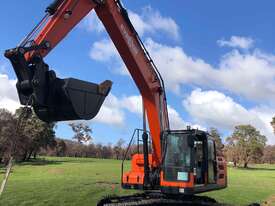 25T excavator Everun ERE230  - picture0' - Click to enlarge