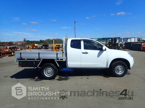 2014 ISUZU D-MAX 4X4 SPACE CAB TRAY TOP