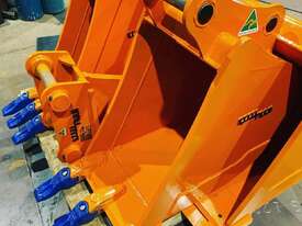 Hitachi ZX75 BUCKET SET - CUSTOM MADE - picture0' - Click to enlarge