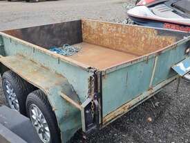 Custom box Trailer - picture1' - Click to enlarge