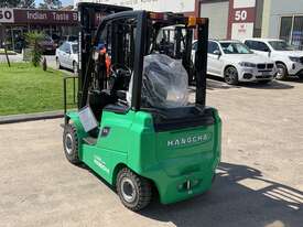 Brand New 2.5 Ton Lithium-Ion Electric Forklift - picture0' - Click to enlarge