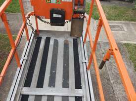 JLG 2646ES Electric Scissor lift 10m with 5yrs certification - picture2' - Click to enlarge