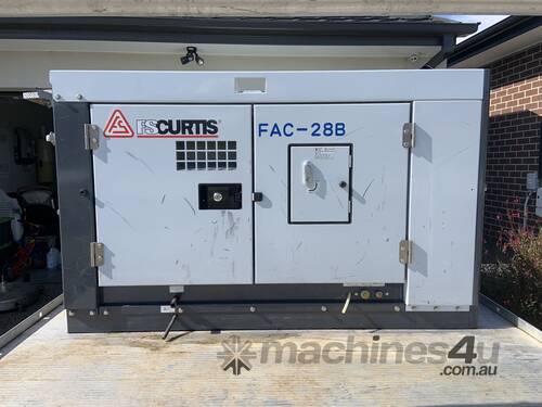 Only 273 hours used FS Curtis 100cfm Air Compressor Diesel Rotary Screw