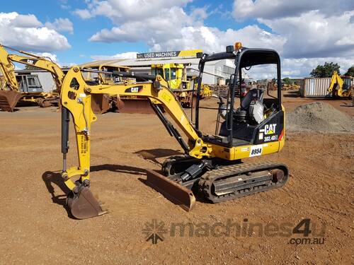 2013 Caterpillar 302.4D Excavator *CONDITIONS APPLY*