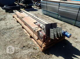 BARDUCT XL 3 PHASE BUSBAR SYSTEM - picture0' - Click to enlarge