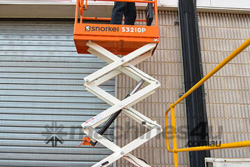 Snorkel   S3210P Scissor Lift