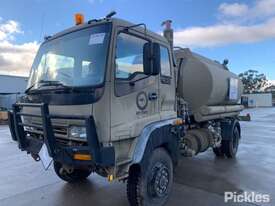 2000 Isuzu FTS 750 - picture0' - Click to enlarge