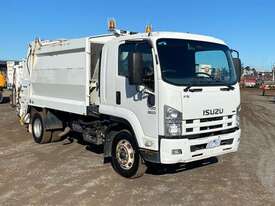 Isuzu FSR700 - picture0' - Click to enlarge