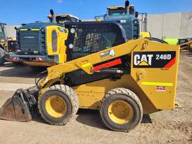 USED CAT 246D SKID STEER LOADER WITH FULL PREMIUM CAB, FULL CIVIL SPEC AND LOW 1035 HOURS - picture0' - Click to enlarge