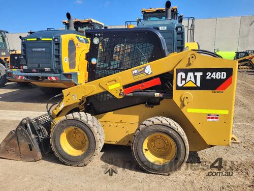 USED CAT 246D SKID STEER LOADER WITH FULL PREMIUM CAB, FULL CIVIL SPEC AND LOW 1035 HOURS