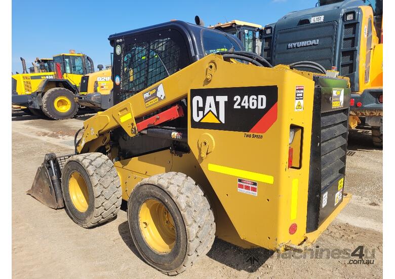 Used 2013 Caterpillar 246D Skid Steer Loaders In , - Listed On Machines4u