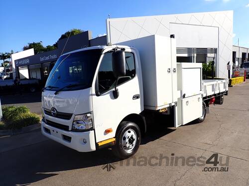 2014 HINO DUTRO 300 - Service Trucks - Tray Top Drop Sides