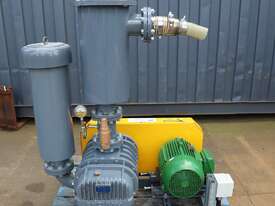 Roots Blower Vacuum Exhauster - 7.5kW - Pneuvay LTV80 - picture0' - Click to enlarge