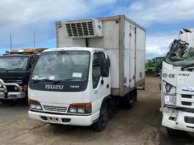 Isuzu NKR200 - picture1' - Click to enlarge