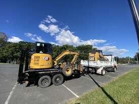 3.5Ton Excavator Skid Steer Combo - picture2' - Click to enlarge