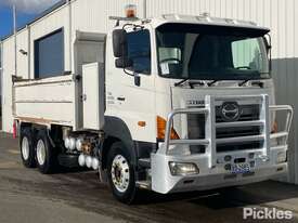 2007 Hino 700 Series - picture0' - Click to enlarge