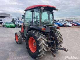 Kubota M8540 Narrow 4x4 Tractor - picture2' - Click to enlarge