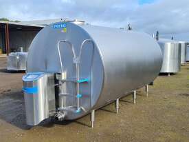 8000lt STAINLESS STEEL TANK, MILK VAT - picture2' - Click to enlarge