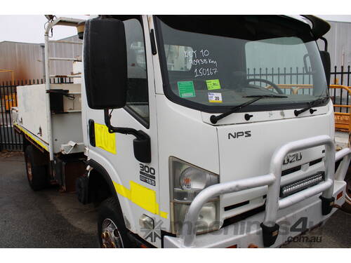 2009 ISUZU NPS TRUCK