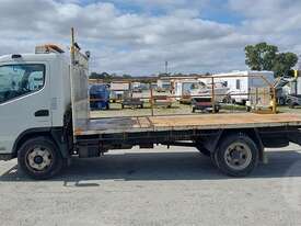 Fuso Canter - picture2' - Click to enlarge