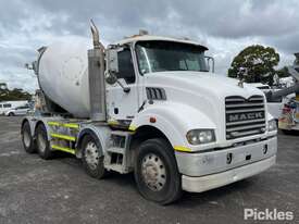 2014 Mack Metro Liner CSMR Concrete Agitator - picture0' - Click to enlarge