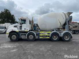 2014 Mack Metro Liner CSMR Concrete Agitator - picture2' - Click to enlarge