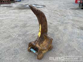 Komatsu Ripper to suit 25T Excavator - picture0' - Click to enlarge