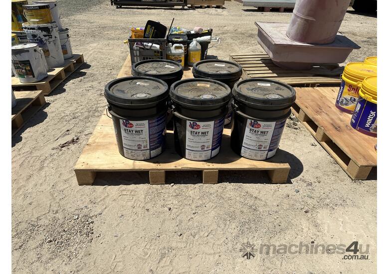 New 1 x Pallet of Dust Deterrent Paint, Spray & Glue in , Listed on