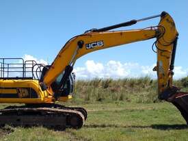 EXCAVATOR 29T JCB 2009 JS290 LC - picture2' - Click to enlarge