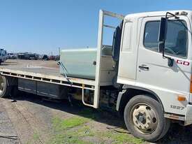 Hino GD500 - picture0' - Click to enlarge