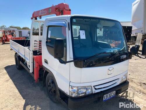 2000 Mazda Titan Crane Truck (Day Cab)