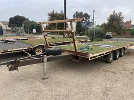 2007 Tri-Axle Tray Plant Trailer - picture0' - Click to enlarge